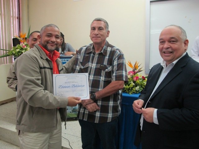 Diomar Belisario (10 años de servicio)